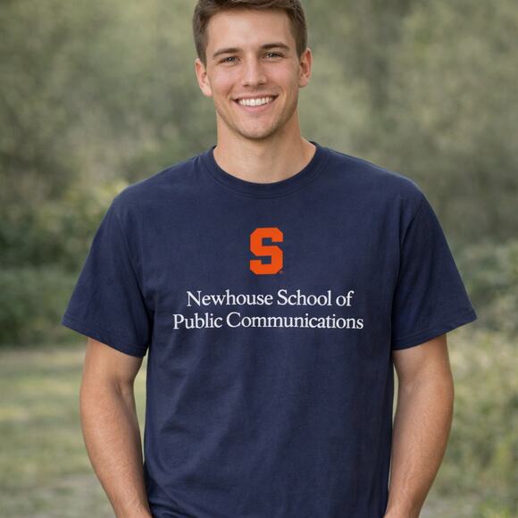 Gildan Other - Syracuse University Newhouse School of Communications T-Shirt Size Large NWT